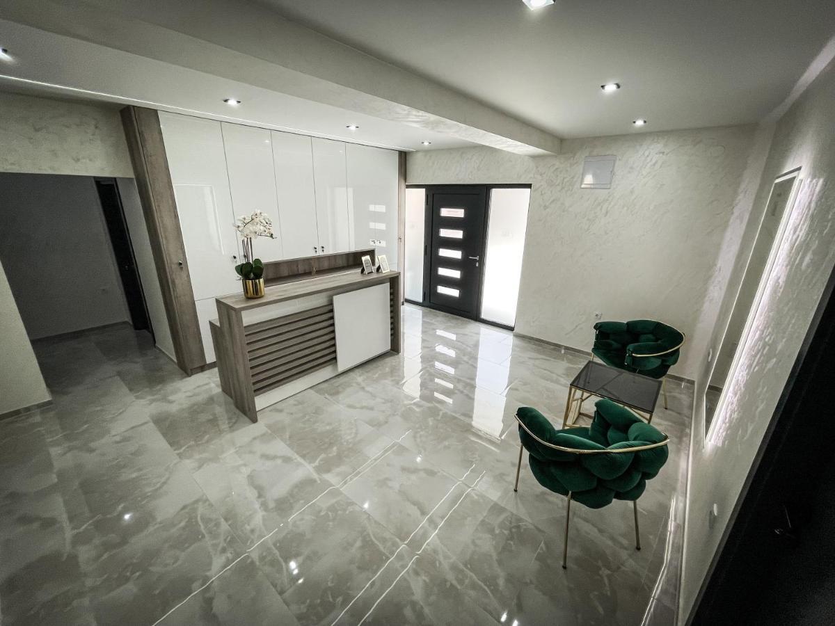 Apartmani Mila Laktasi Luaran gambar