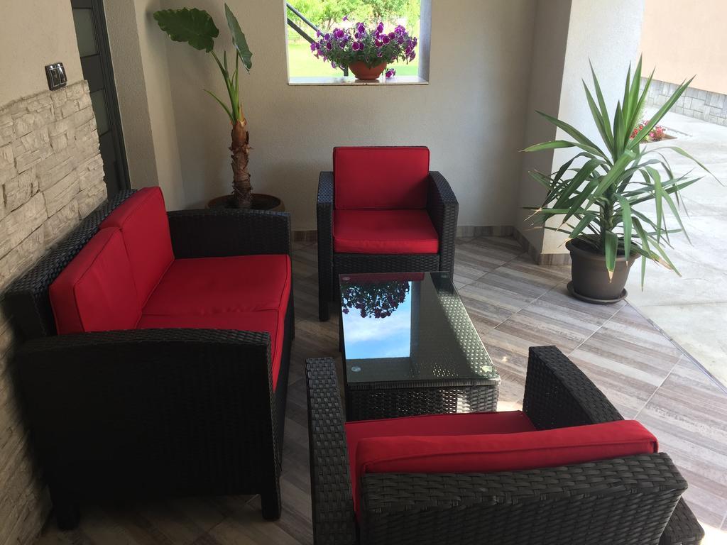 Apartmani Mila Laktasi Luaran gambar