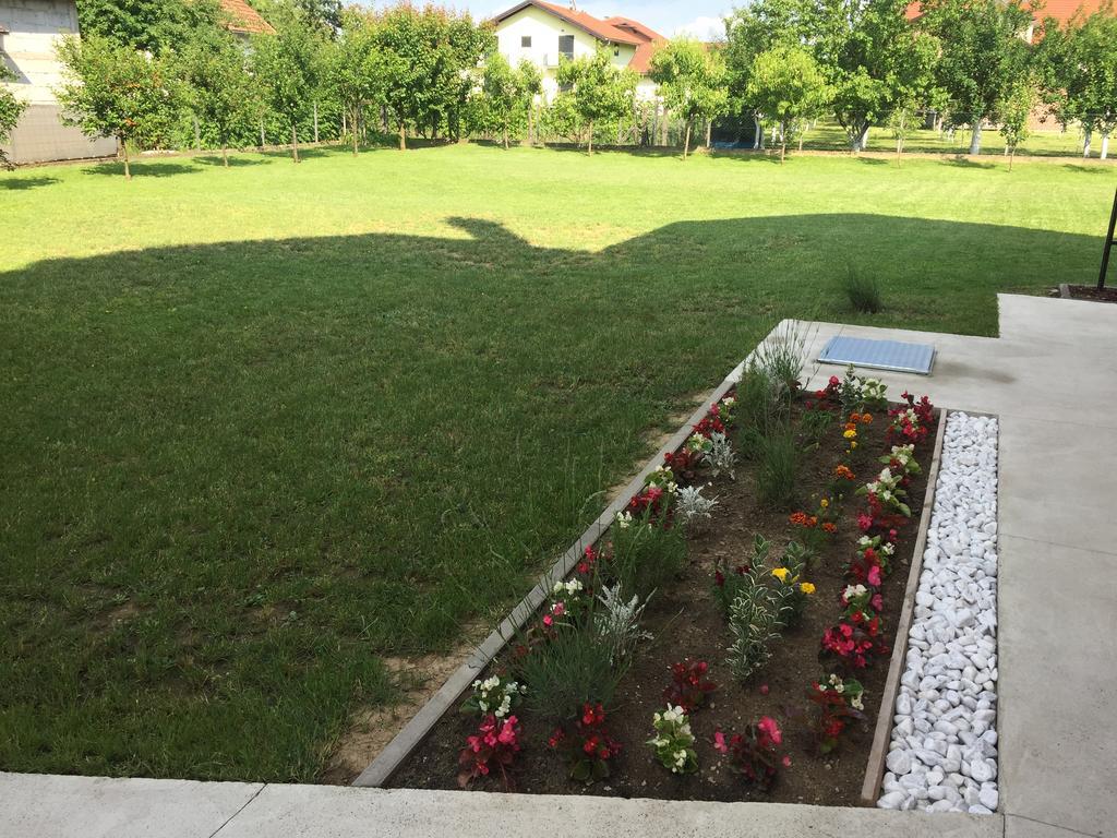Apartmani Mila Laktasi Luaran gambar