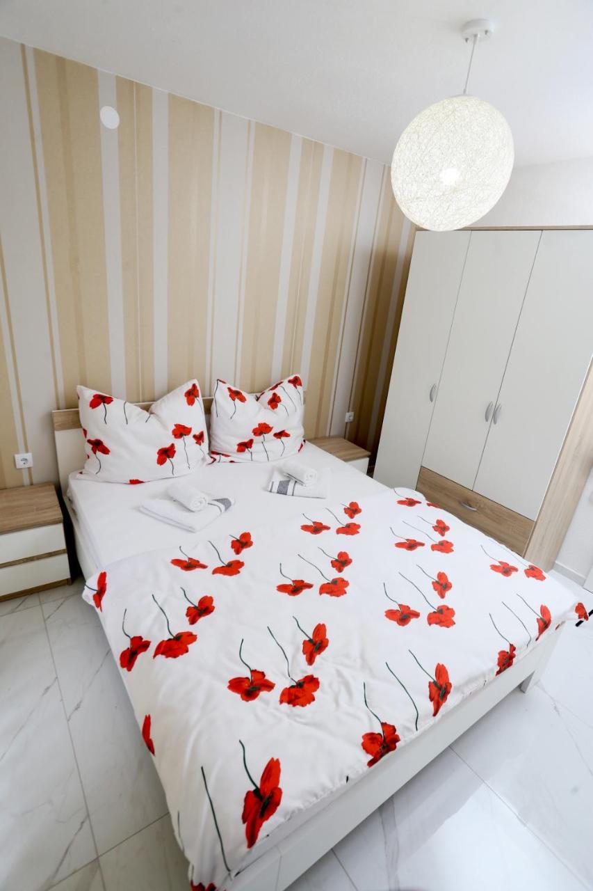 Apartmani Mila Laktasi Luaran gambar