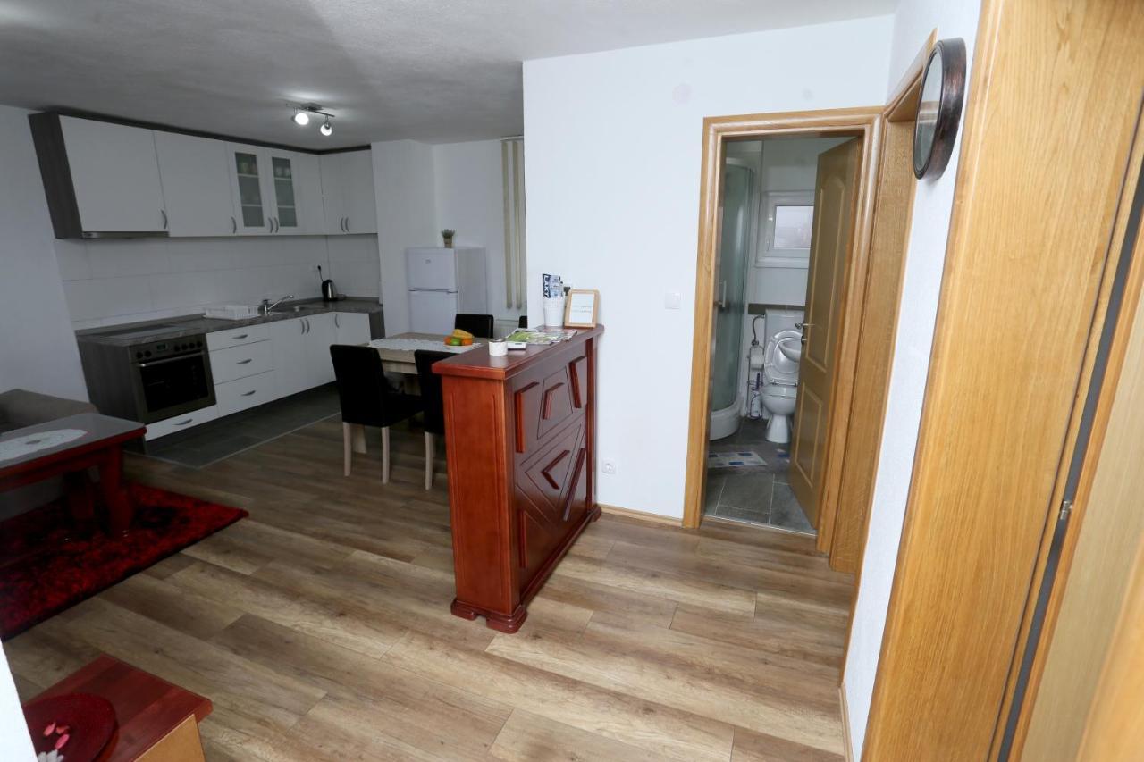 Apartmani Mila Laktasi Luaran gambar