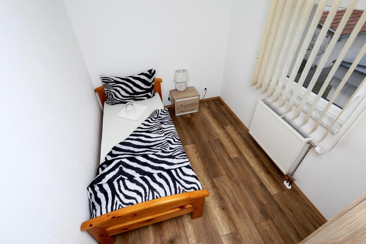 Apartmani Mila Laktasi Luaran gambar